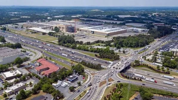 Aerial view of Gwinnett County's business and logistics corridor along I-85